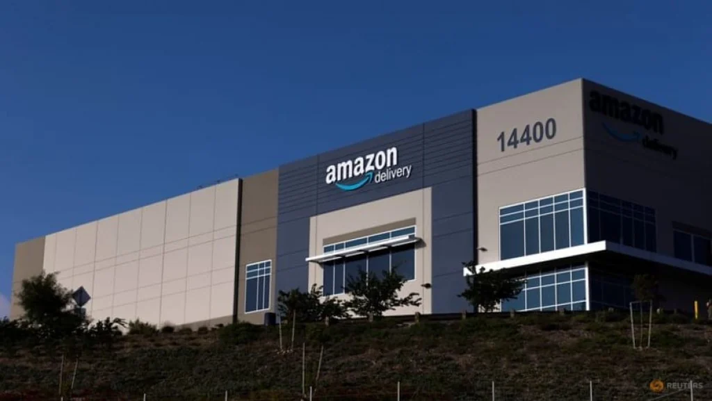 Visual for this record: Amazon's own filings show its warehouse footprint nearly doubling